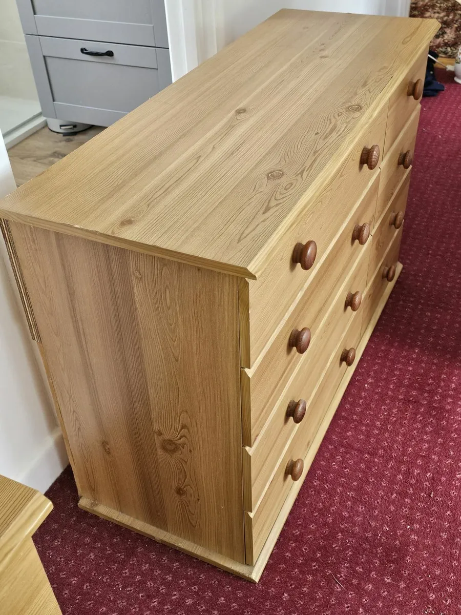 Chest of Drawers 8 drawers pine effect - Image 4