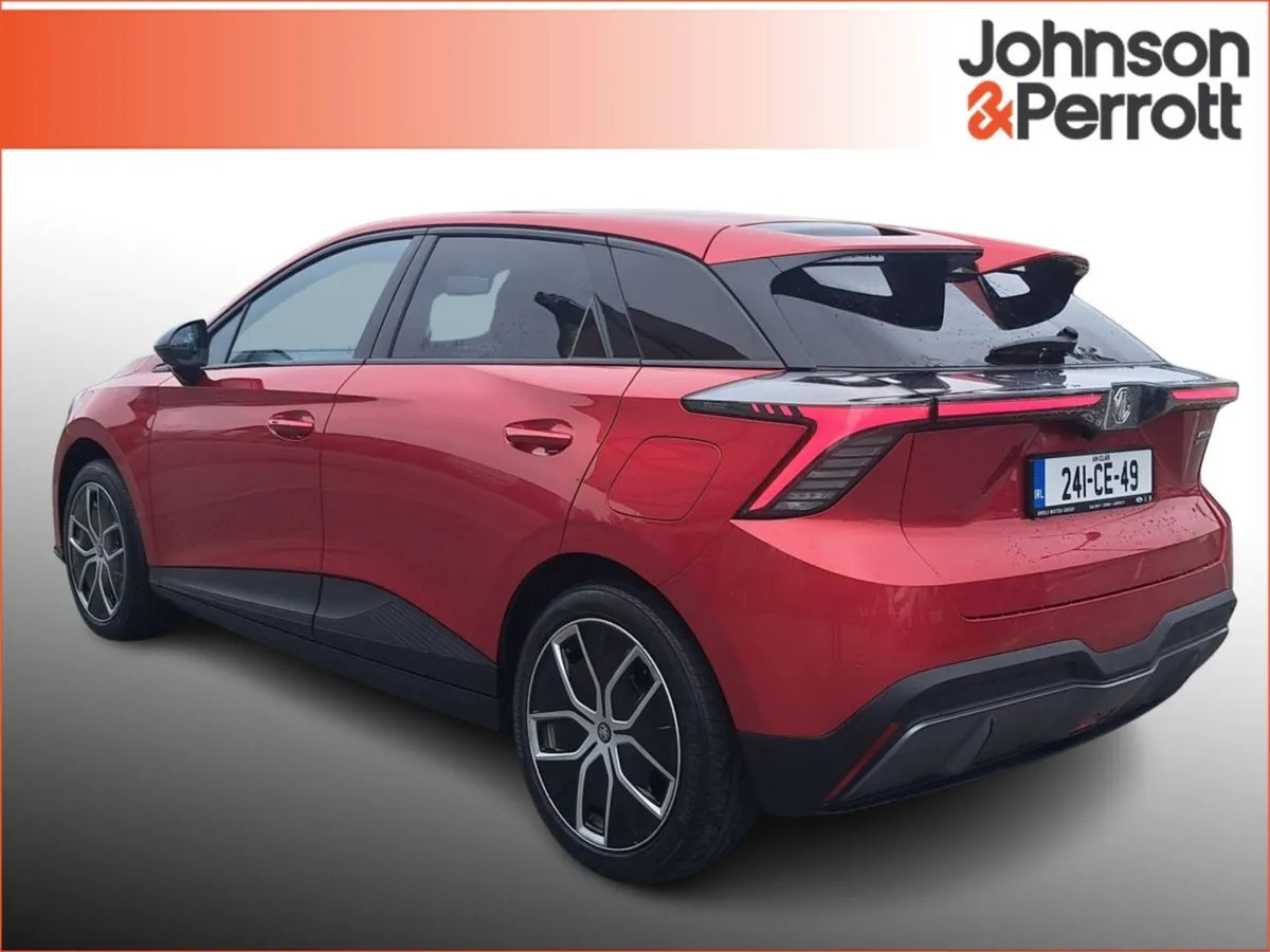 MG MG4 Long Range Exclusive Heated Seats - Image 3