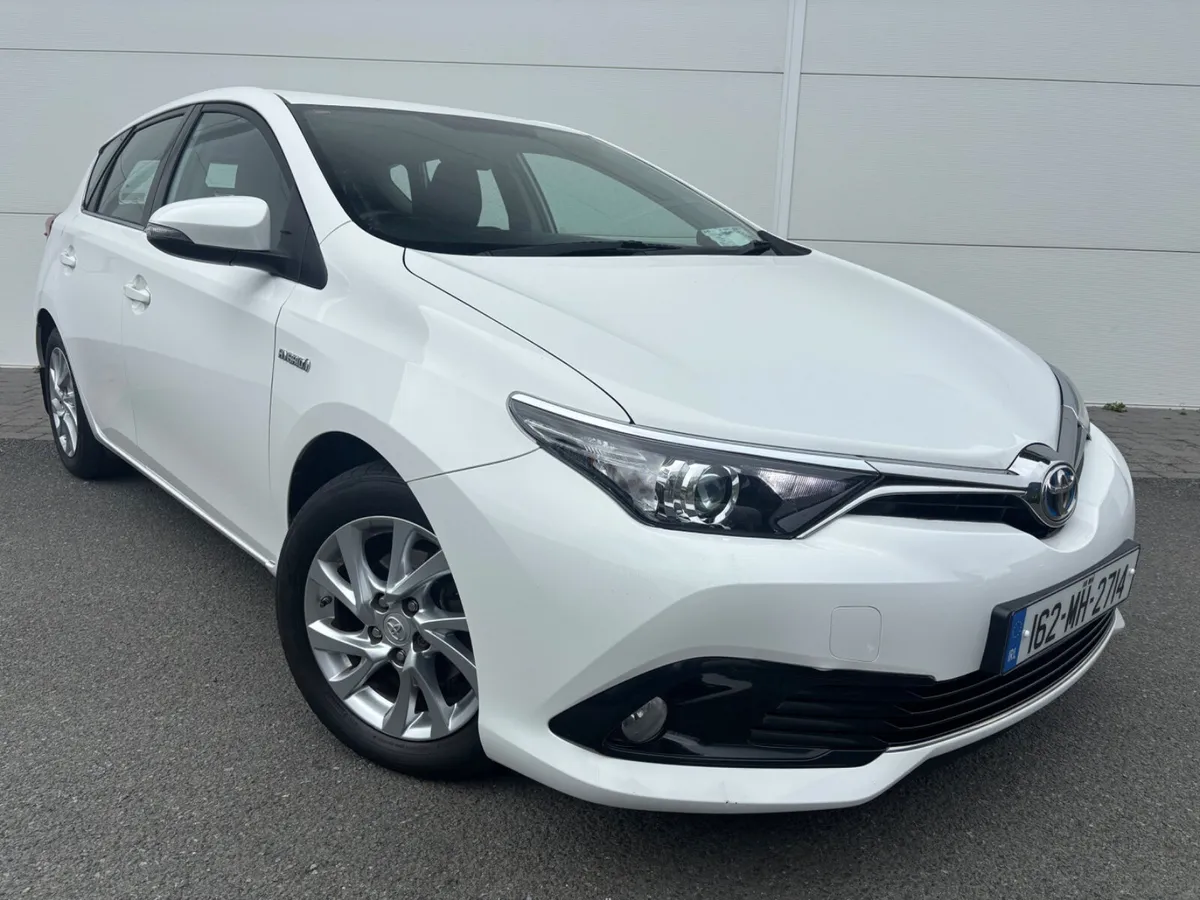 2016 TOYOTA AURIS HYBRID A/T NCT TAX LOW KM - Image 1