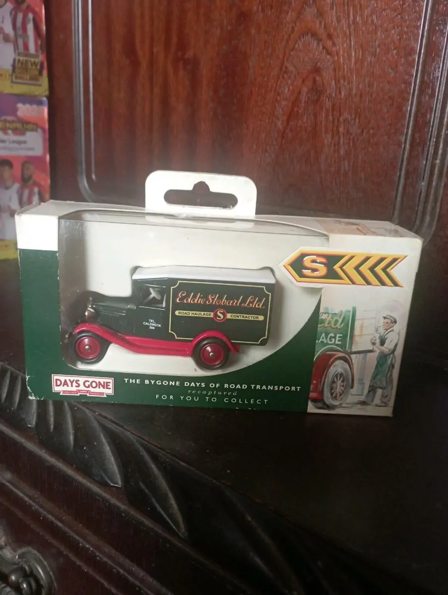 EDDIE STOBART DELIVERY TRUCKS 🚚 DIE -CAST MODLES. - Image 3