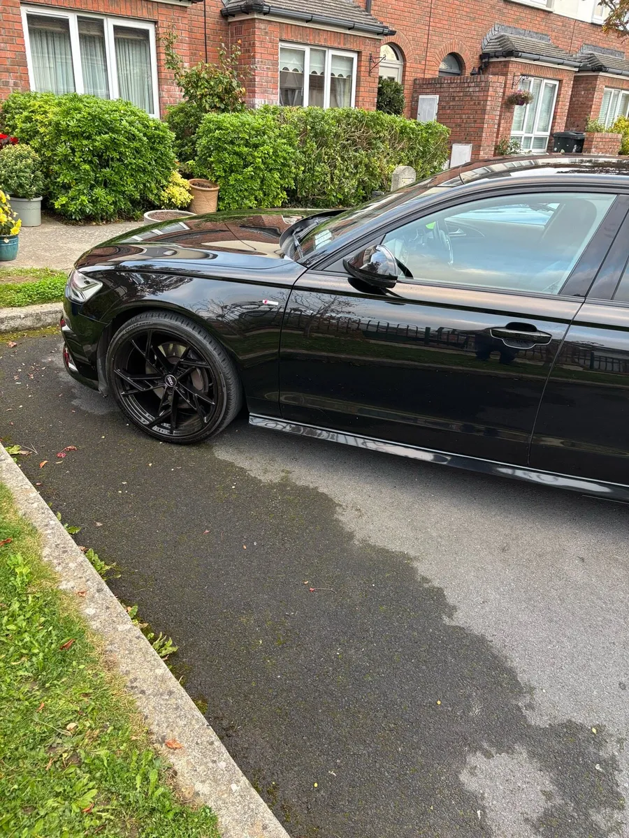 Audi a6 3.0L v6TDI QUATTRO BLACK EDITION - Image 3