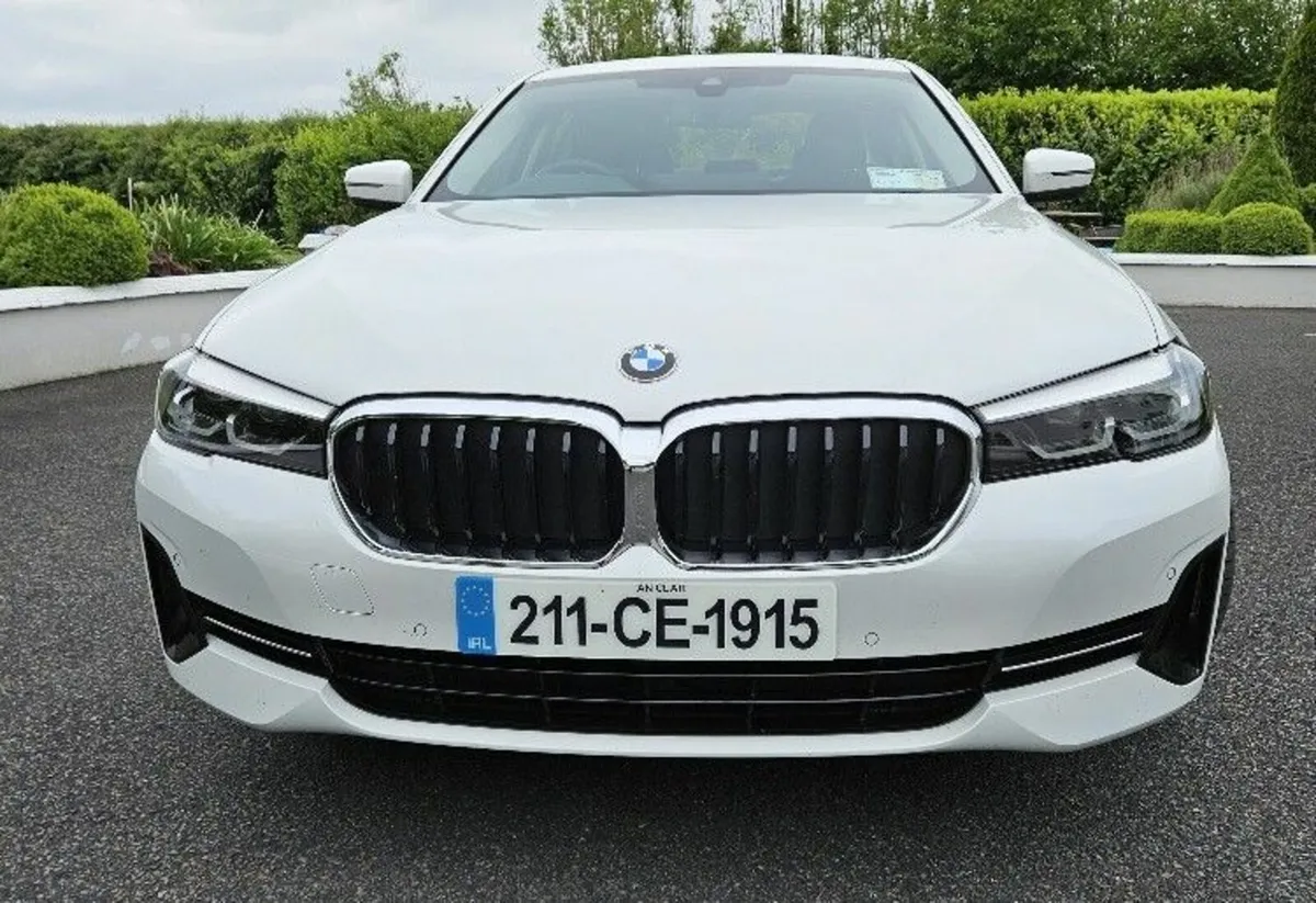 BMW 5-Series 2021 - Image 3