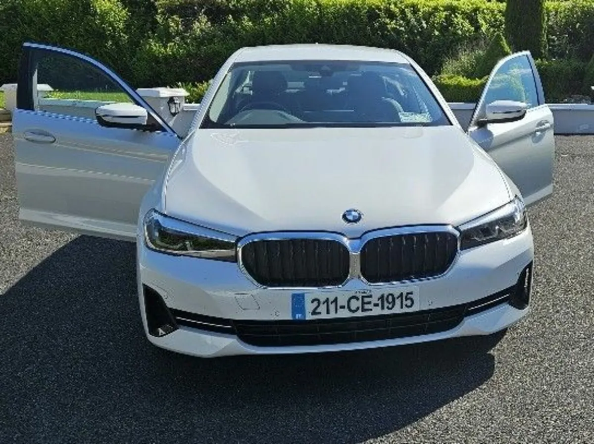 BMW 5-Series 2021 - Image 1