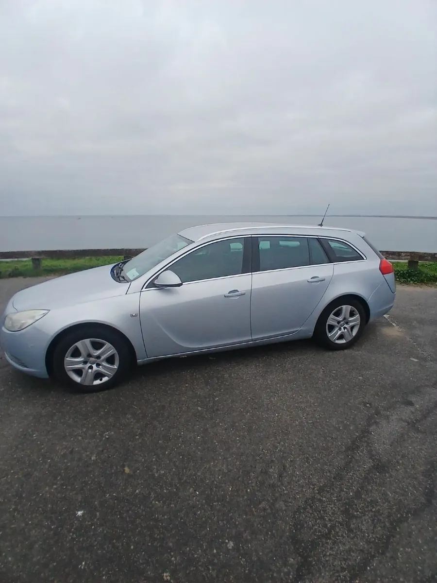 Vauxhall Insignia 2012 - Image 1