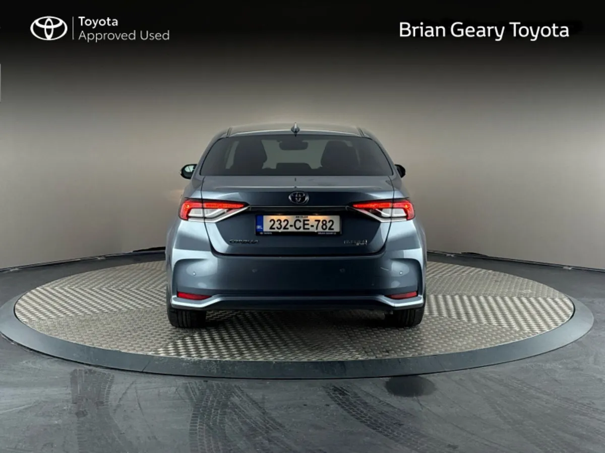 Toyota Corolla HYBRID SOL - Image 4