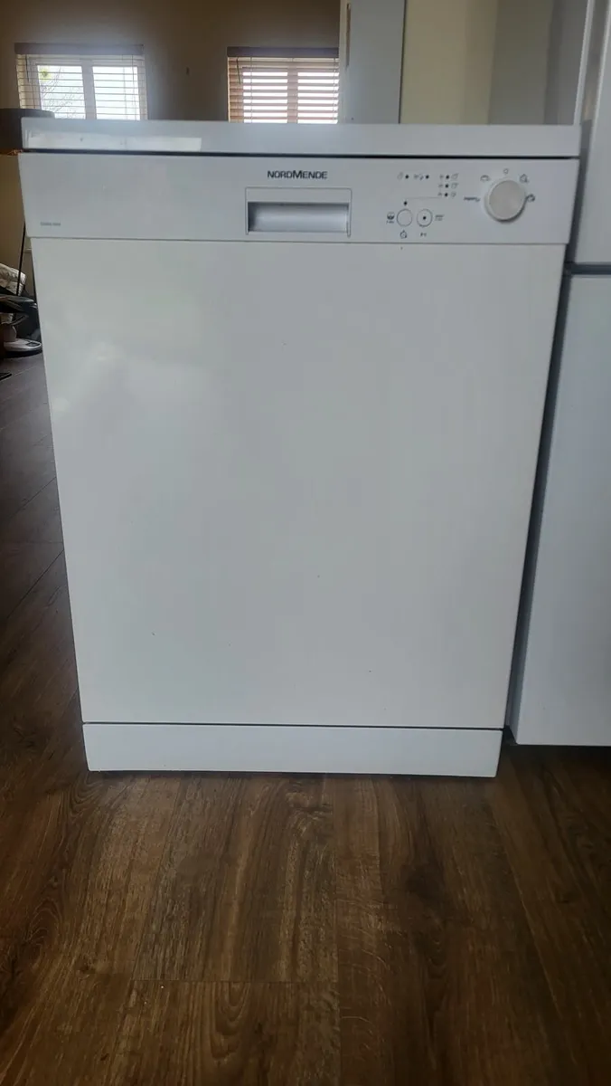 Dishwasher - Image 2