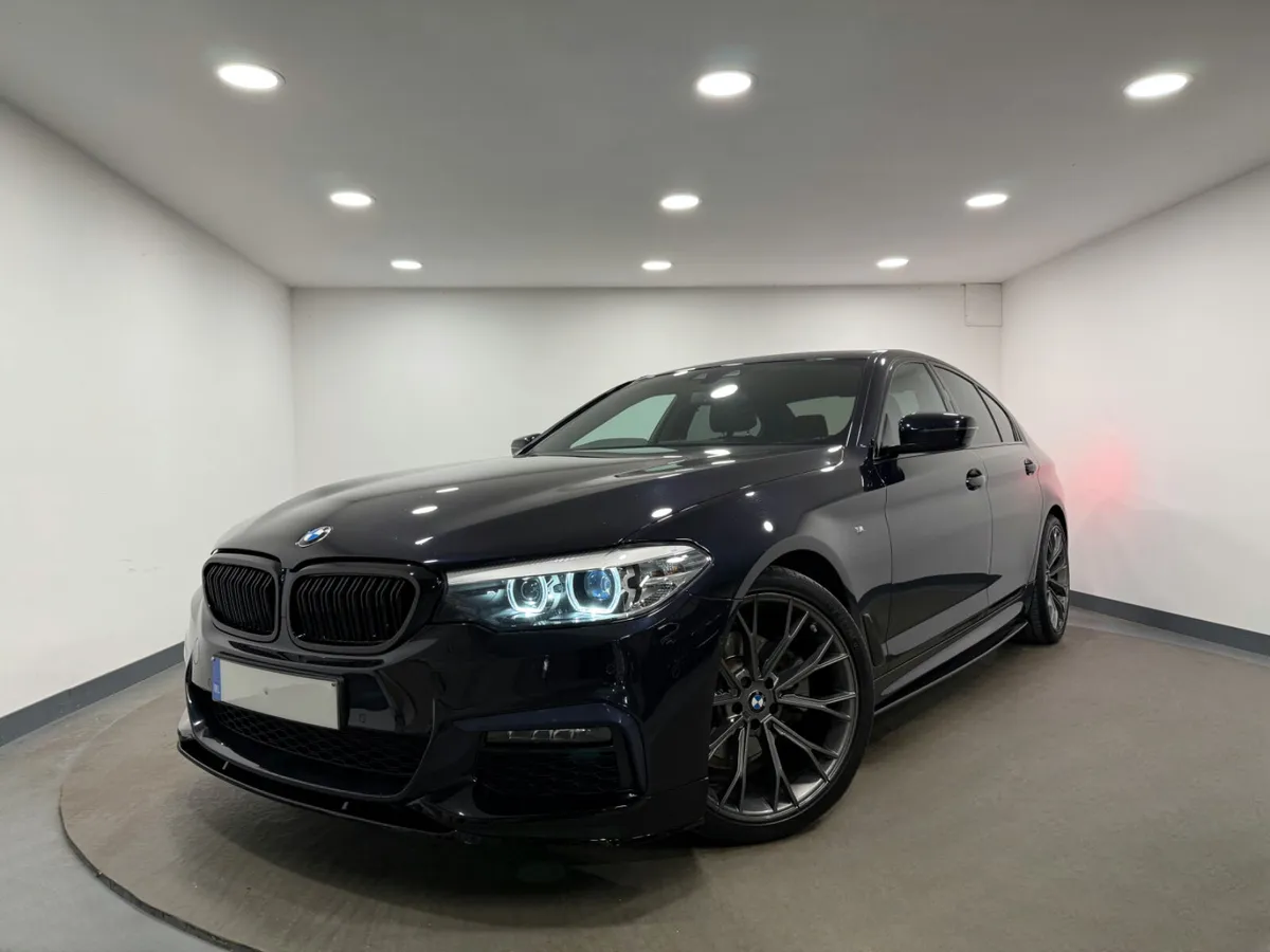 2020 BMW 5-Series 520D M SPORT - Image 4