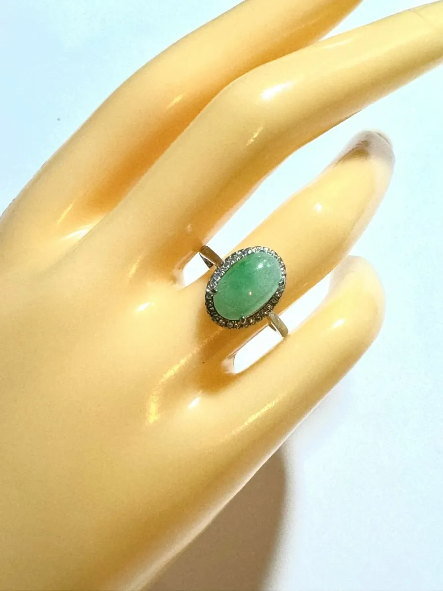 Natural Green Jade Ring – 20 EUR - Image 1