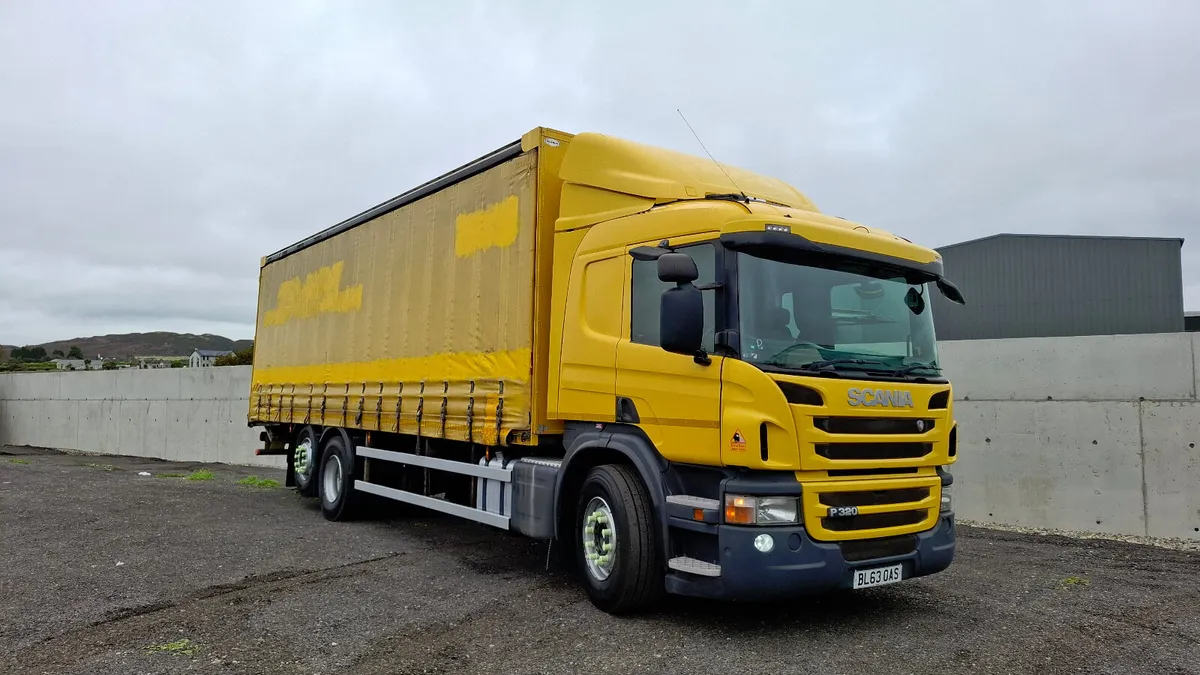 2013  Scania P320 , 6x2 , Curtain Sider , - Image 1