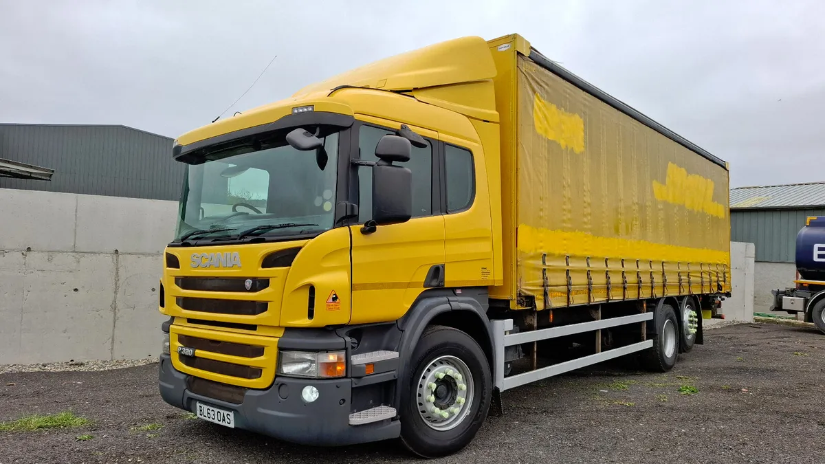 2013  Scania P320 , 6x2 , Curtain Sider , - Image 4