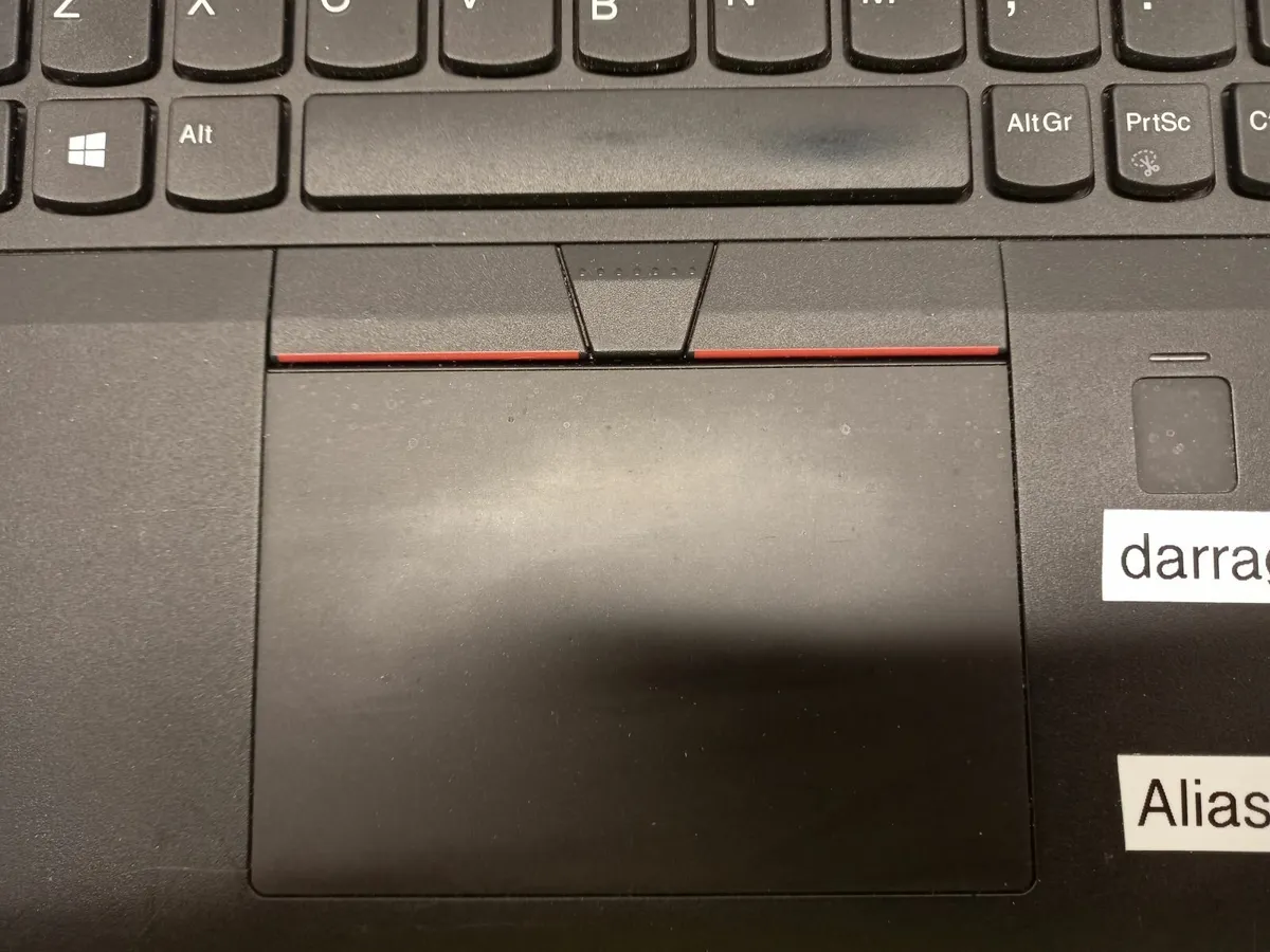 online Auction Of A LENOVO ThinkPad T570 & More! - Image 4