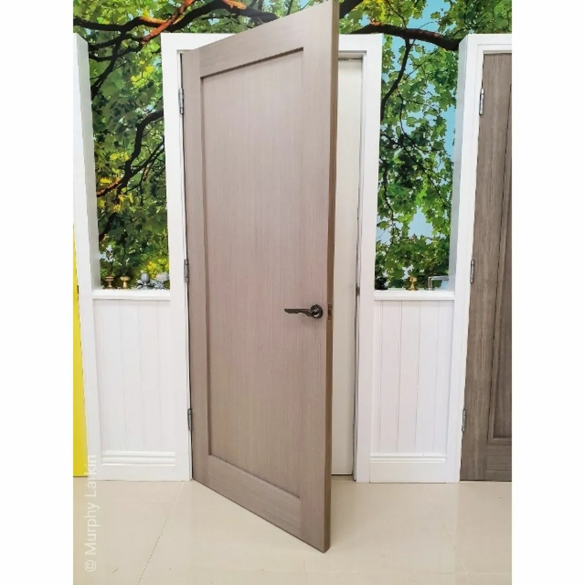 18 Deanta NM5 Light Grey Ash Shaker Used Doors - Image 1