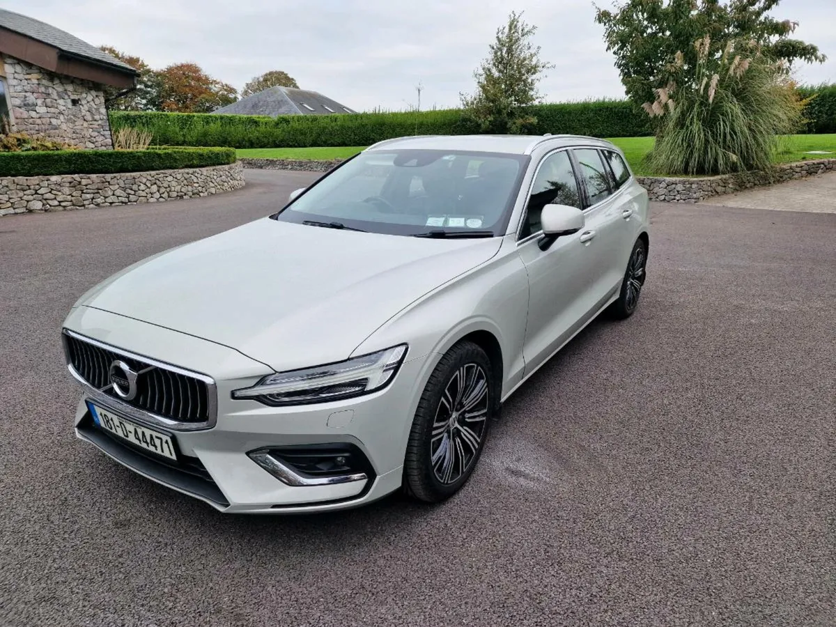 Volvo V60 D4 Inscription - Image 2