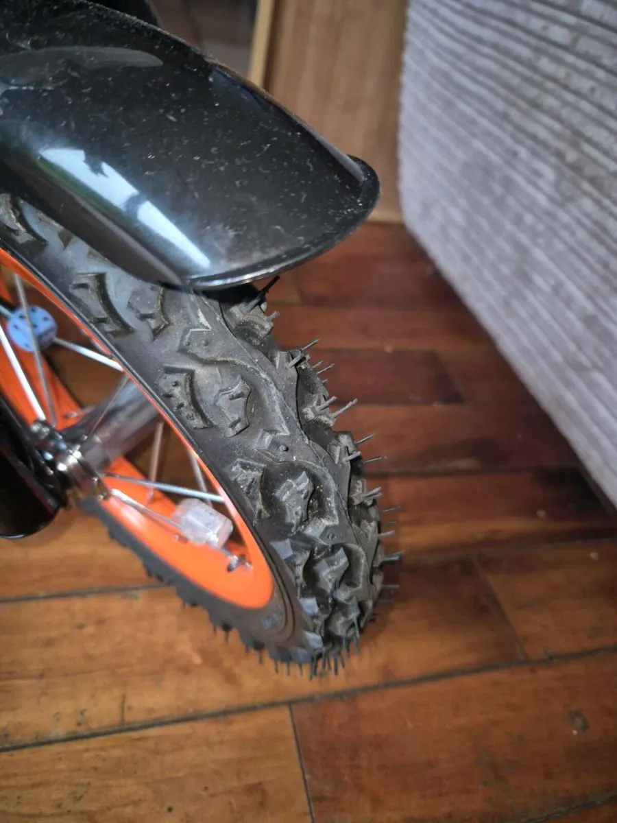 12 inch bike - Image 2