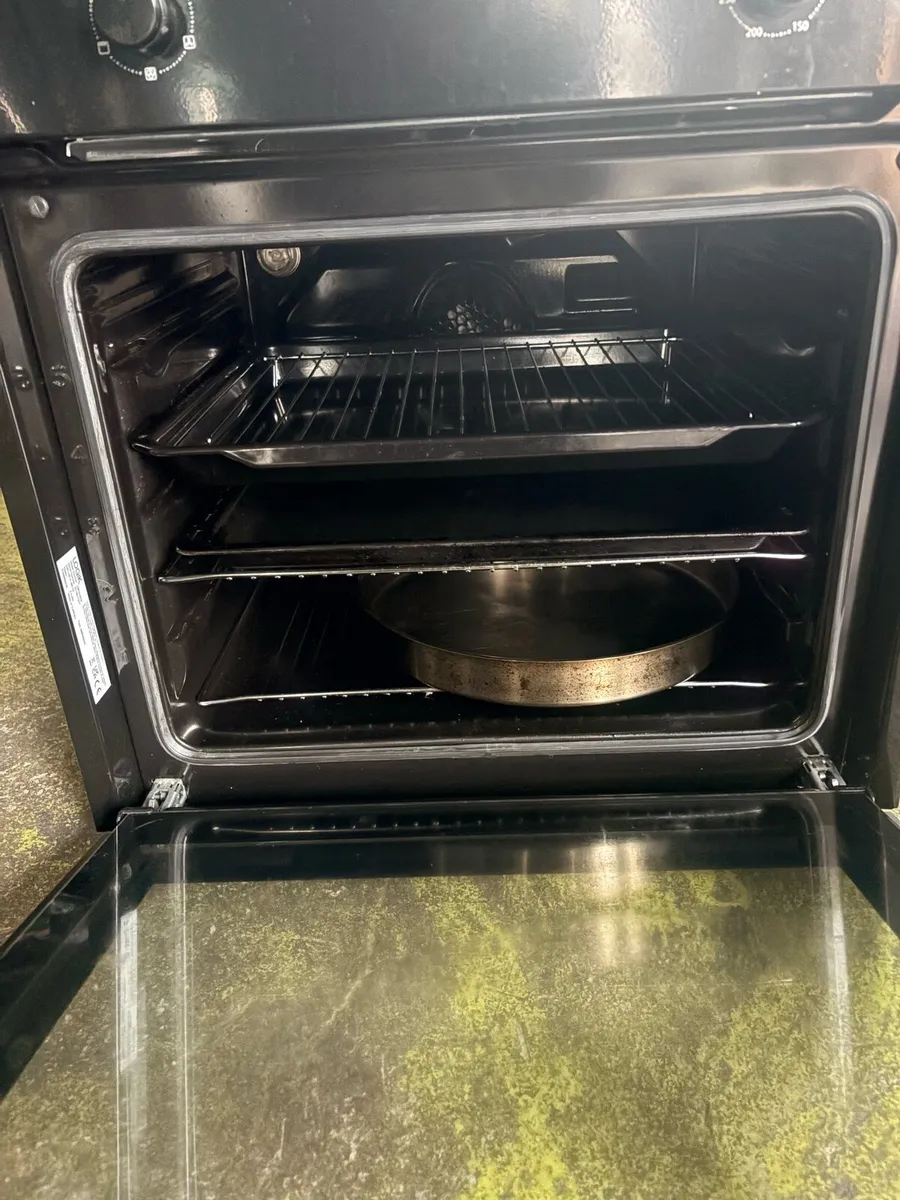 Oven - Image 2