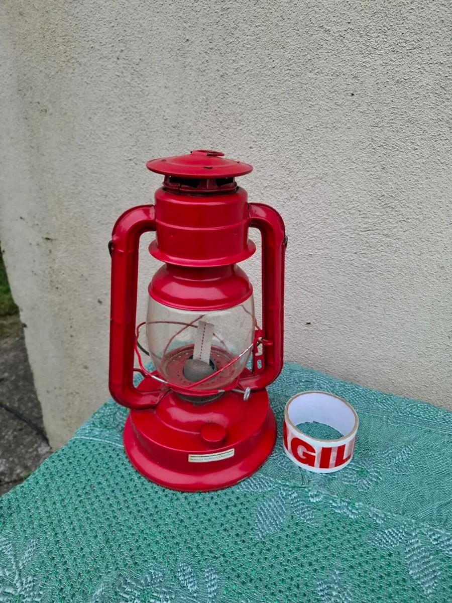 Red storm lantern possible to post