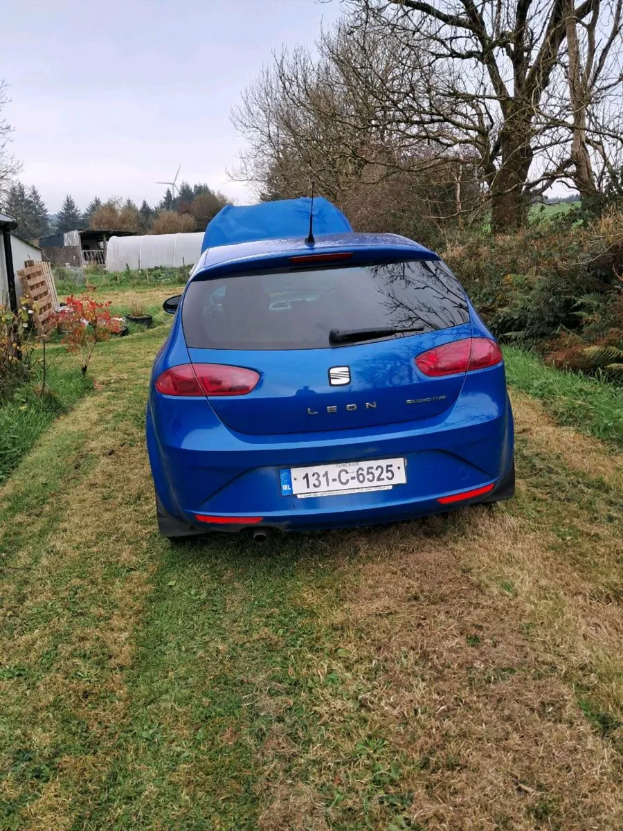 Seat Leon 1.6 TDI - Front Damaged - Image 4