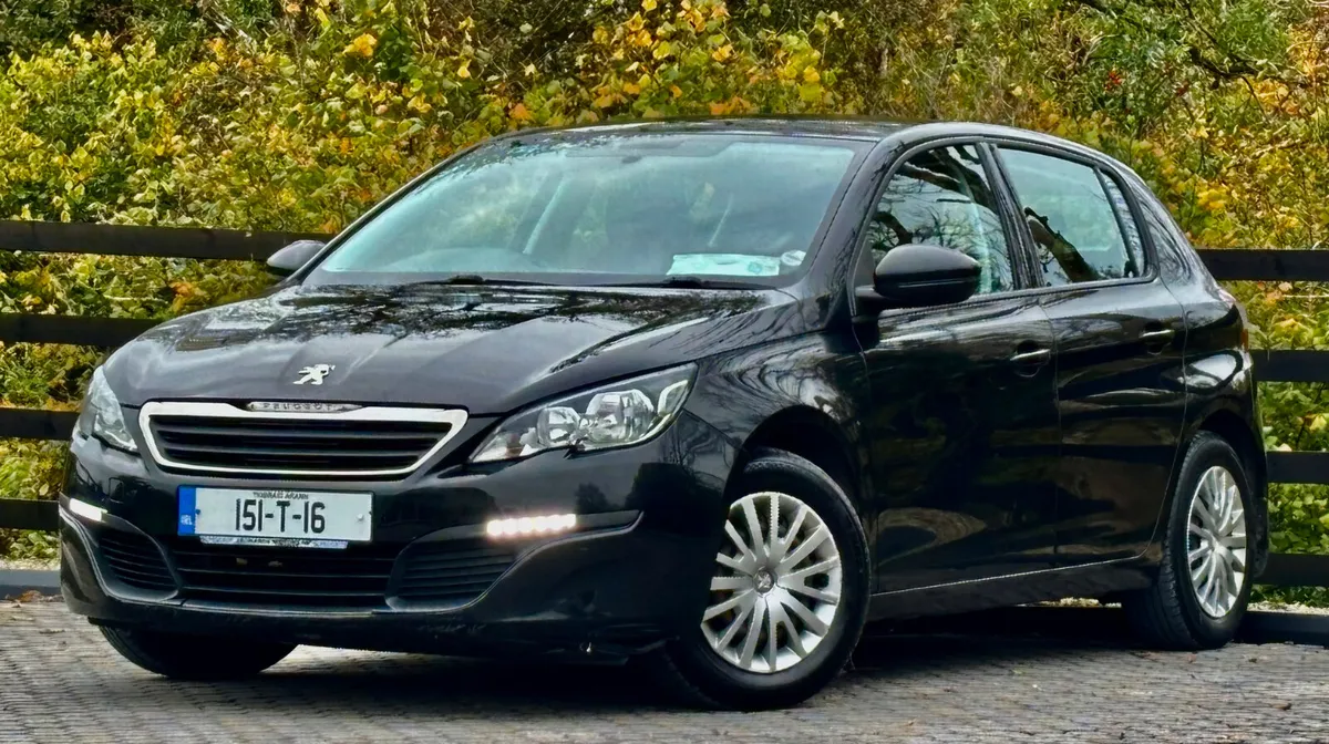 Peugeot 308 2015 - Image 1