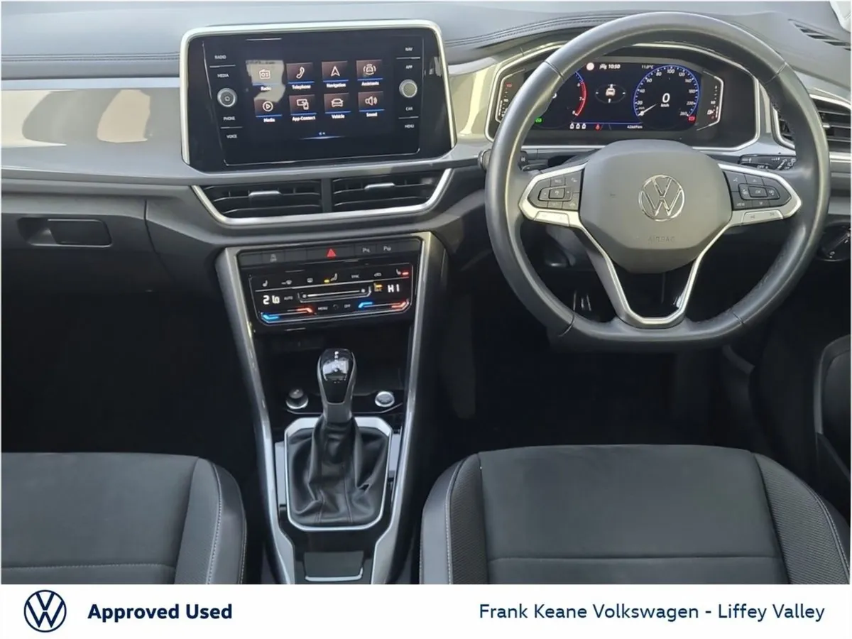 Volkswagen T-Roc Style Plus Auto 1.5 TSI 150HP  s - Image 2