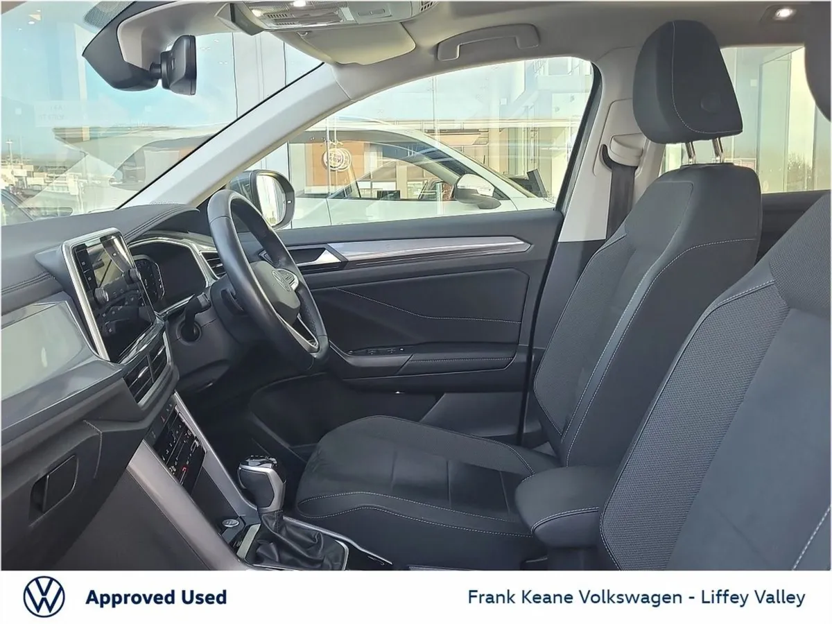 Volkswagen T-Roc Style Plus Auto 1.5 TSI 150HP  s - Image 4