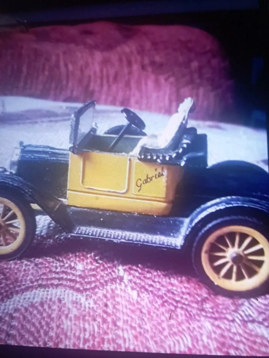 VINTAGE DINKY GABRIEL DIE-CAST FORD MODEL T. - Image 1