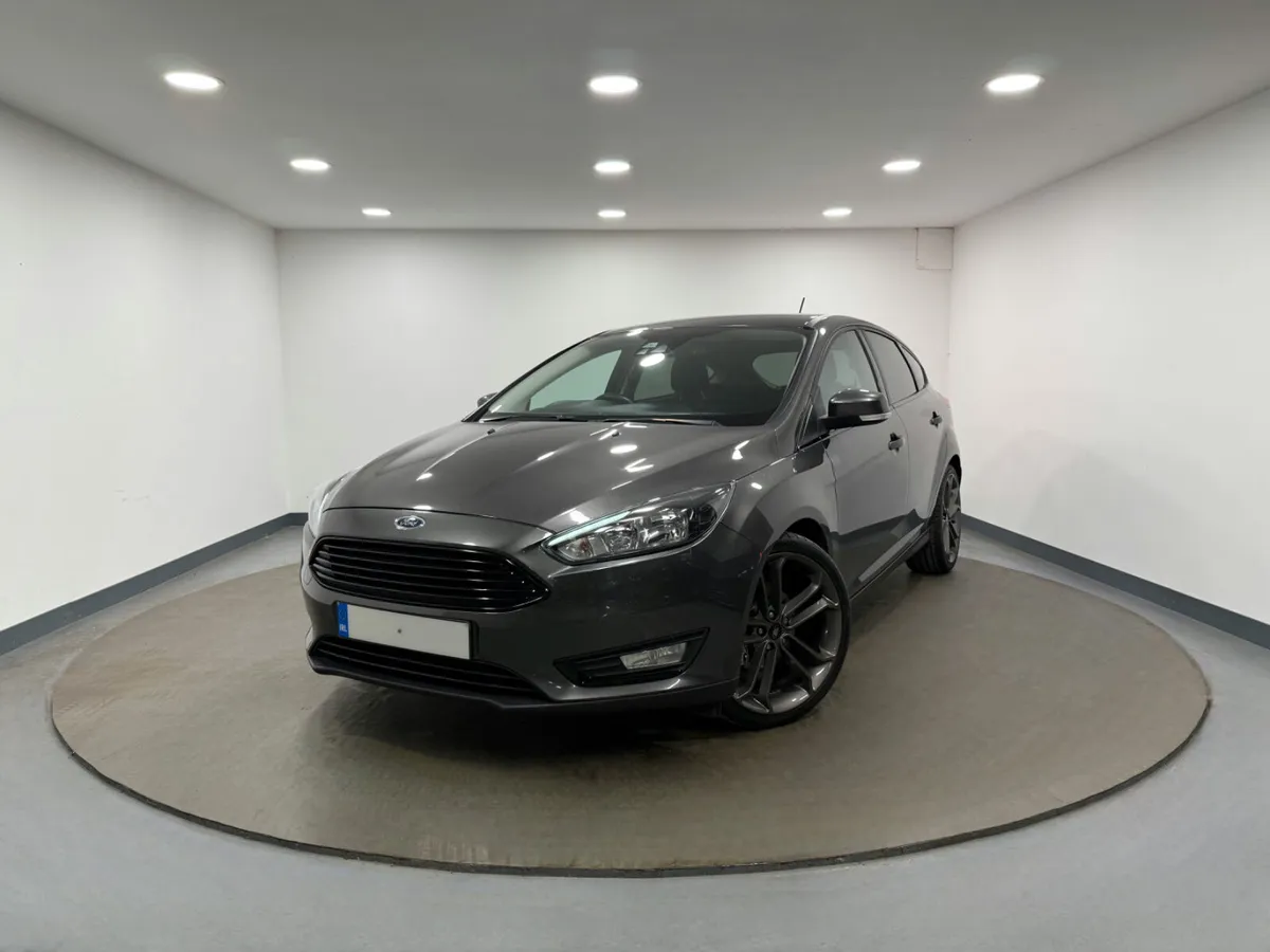 2018 Ford Focus 1.5 TDCI Titanium ST Styling - Image 3