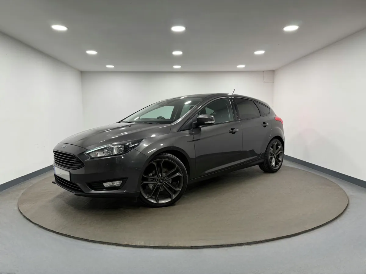 2018 Ford Focus 1.5 TDCI Titanium ST Styling - Image 2