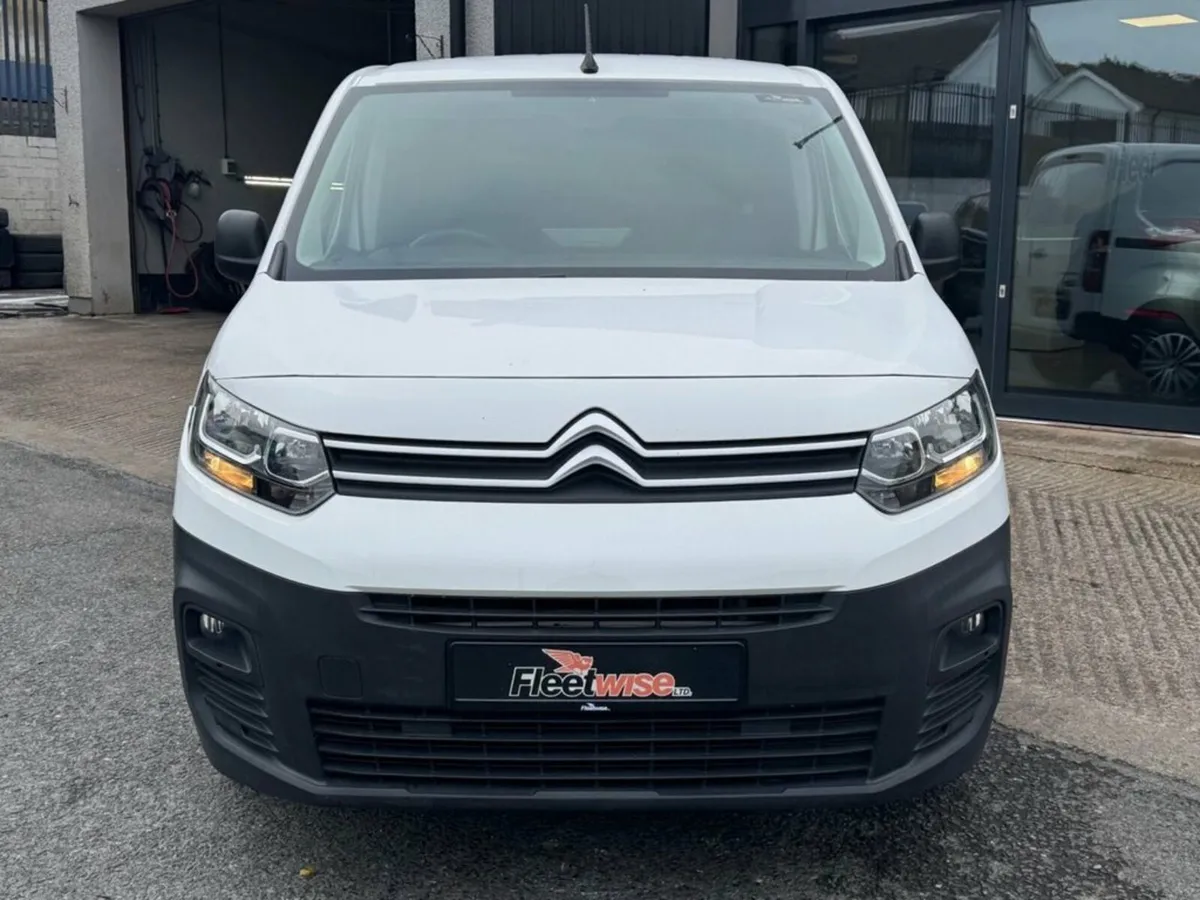 1.5 BlueHDi 650 Enterprise M Panel Van 5dr Diesel - Image 2