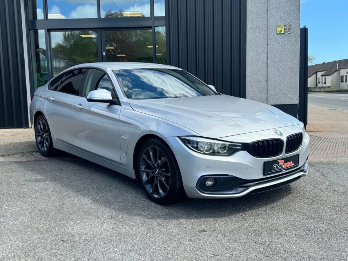 2.0 420d Sport Hatchback 5dr Diesel Auto Euro 6 (s - Image 1