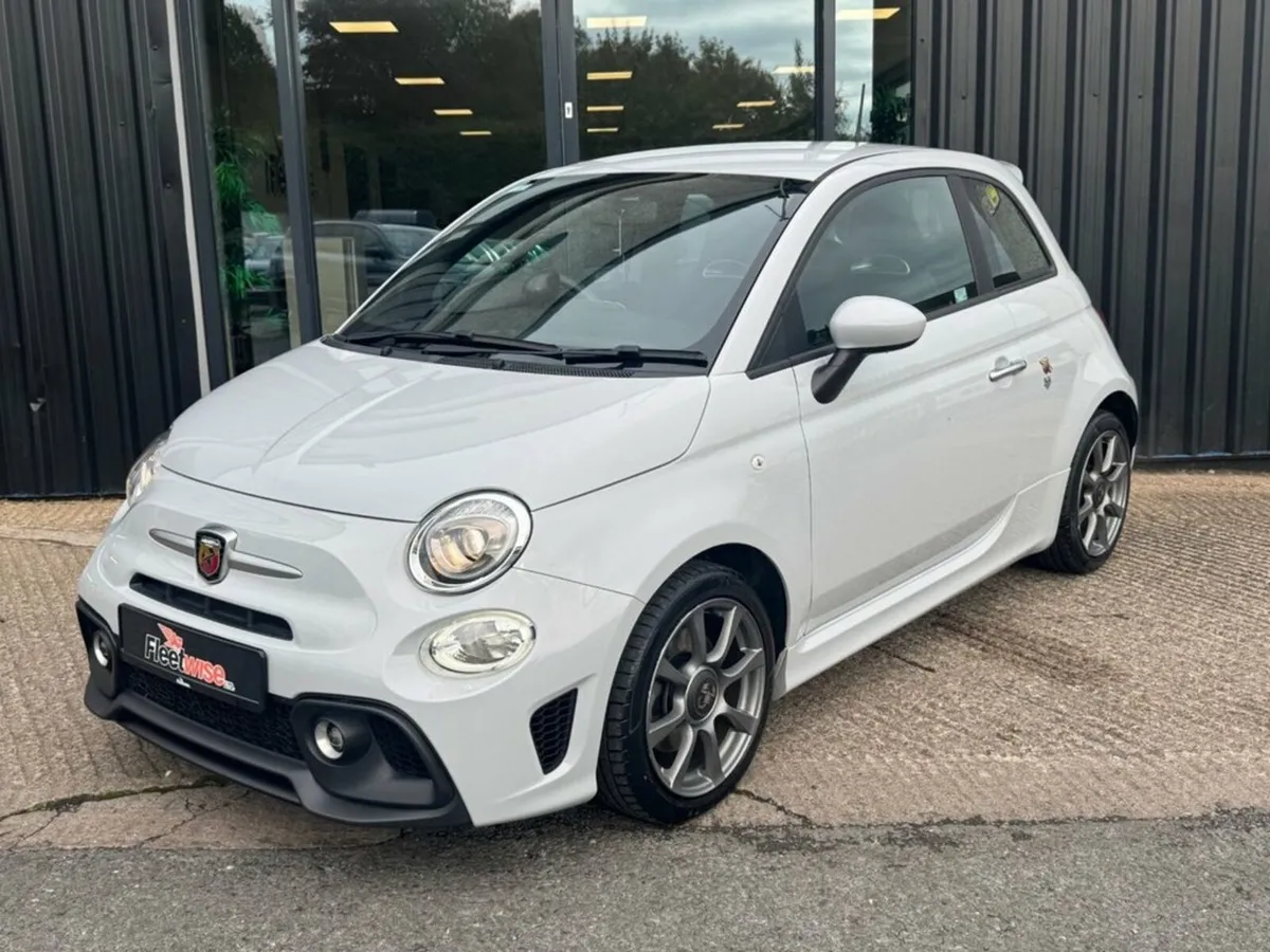 1.4 T-Jet 70th Hatchback 3dr Petrol Manual Euro 6 - Image 3