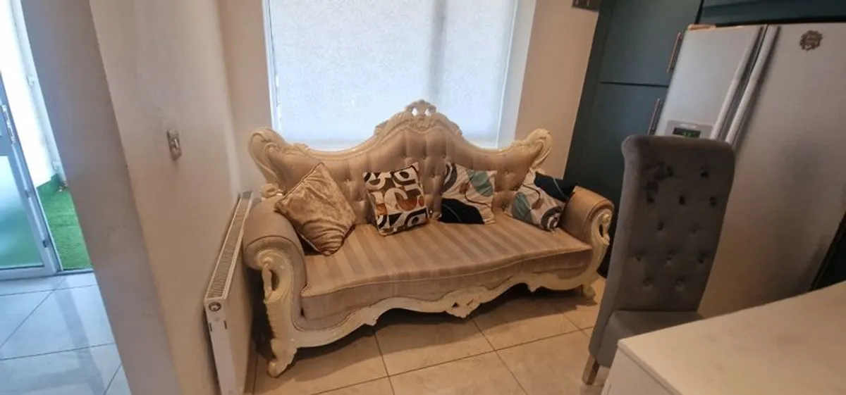 3 + 2 seater  victorian sofa for sale at a give away price. - Image 4