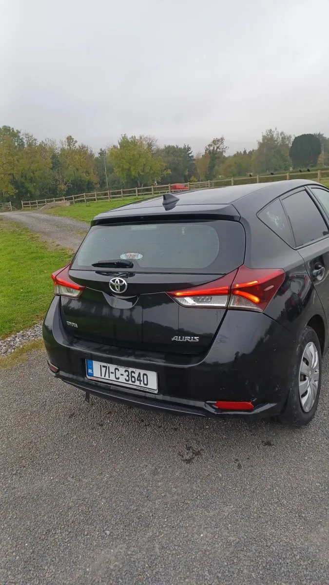 17 Toyota Auris VAN  1.4 DIESEL. DOE 1/26 - Image 4