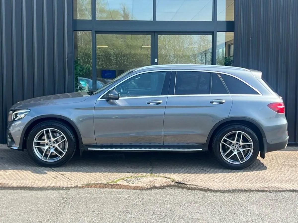 2.1 GLC220d AMG Line (Premium) SUV 5dr Diesel G-Tr - Image 4
