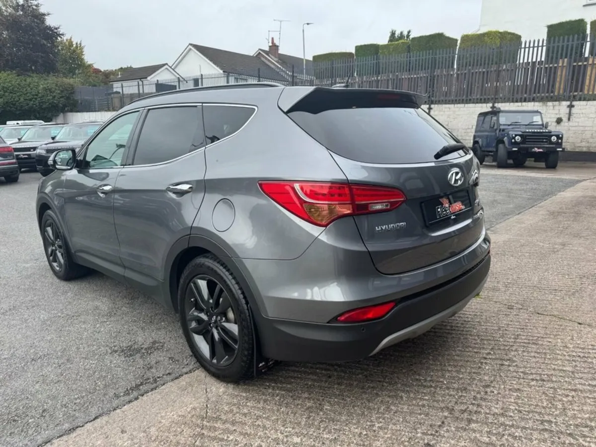 2.2 CRDi Premium SE SUV 5dr Diesel Auto 4WD Euro 5 - Image 4