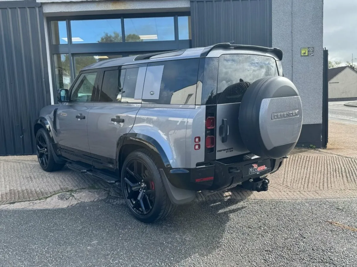 2.0 SD4 S SUV 5dr Diesel Auto 4WD Euro 6 (s/s) (24 - Image 4