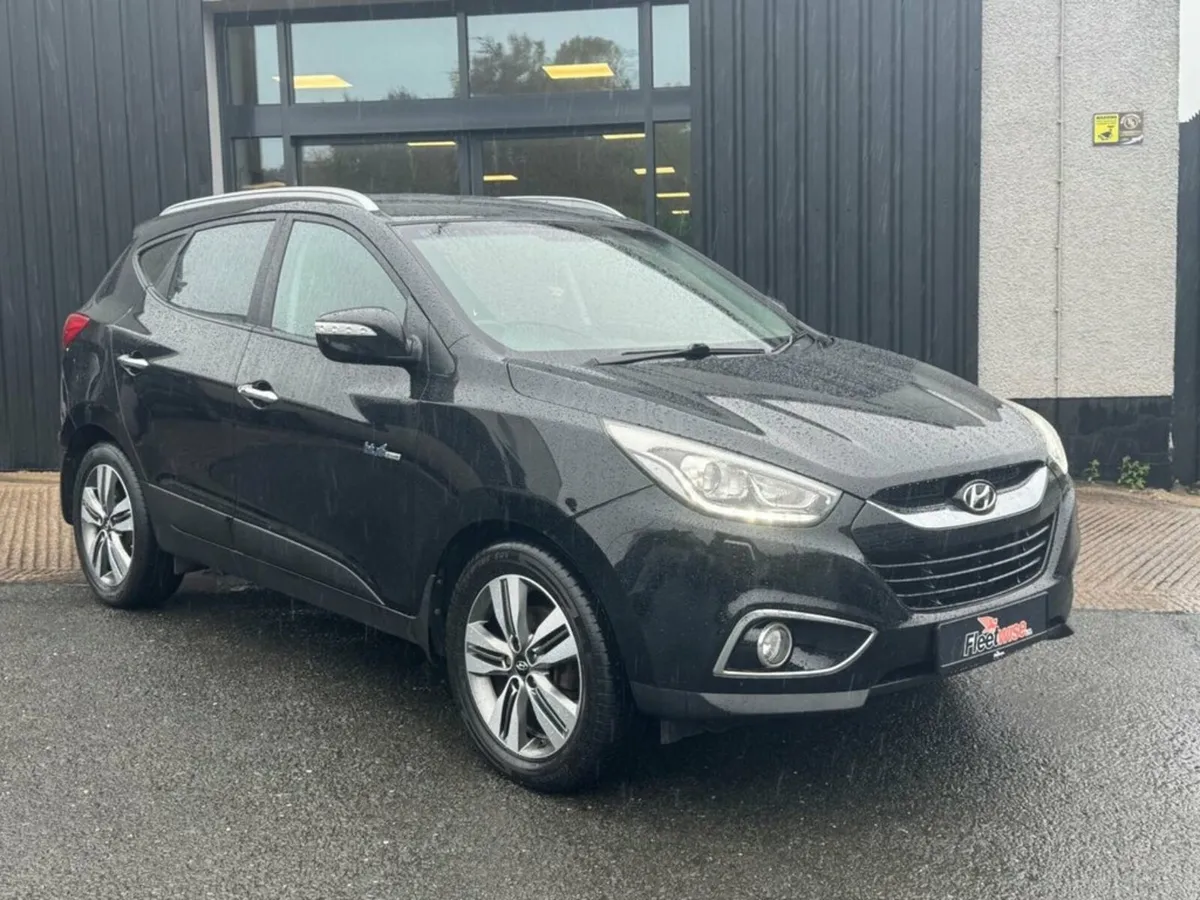 1.7 CRDi Premium SUV 5dr Diesel Manual Euro 5 (115 - Image 1