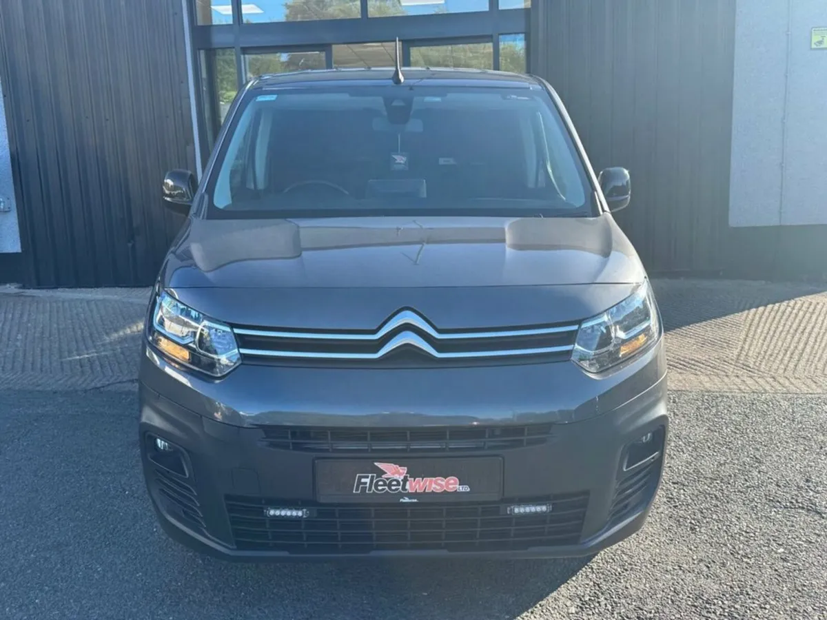 1.5 BlueHDi 1000 Driver Edition M Panel Van 5dr Di - Image 2