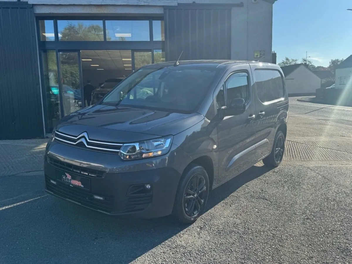 1.5 BlueHDi 1000 Driver Edition M Panel Van 5dr Di - Image 3