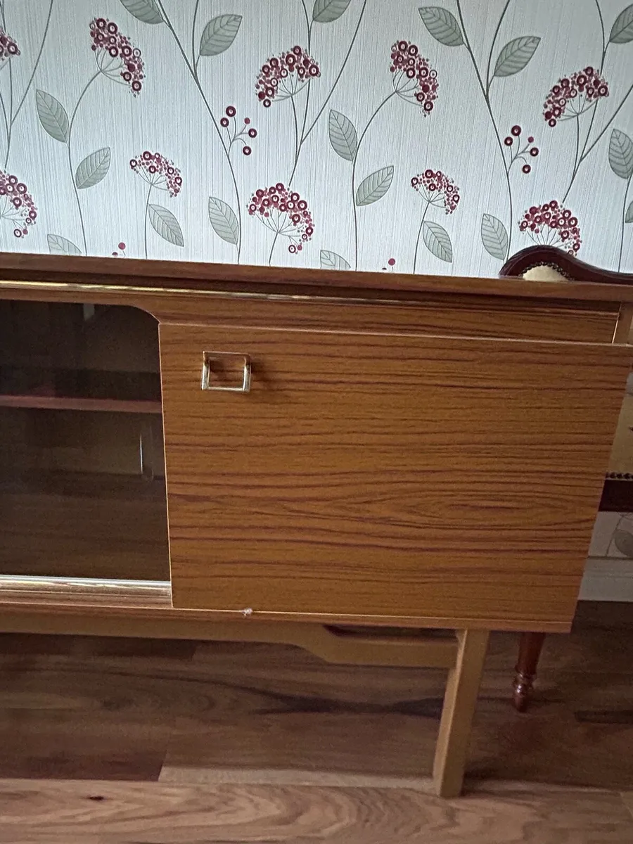 Living room unit - Image 2