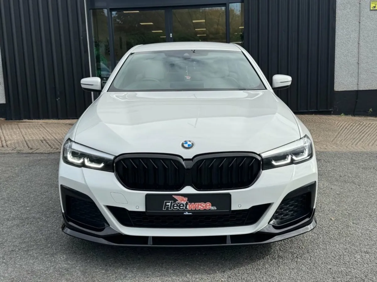 3.0 530d MHT M Sport Saloon 4dr Diesel Hybrid Step - Image 2