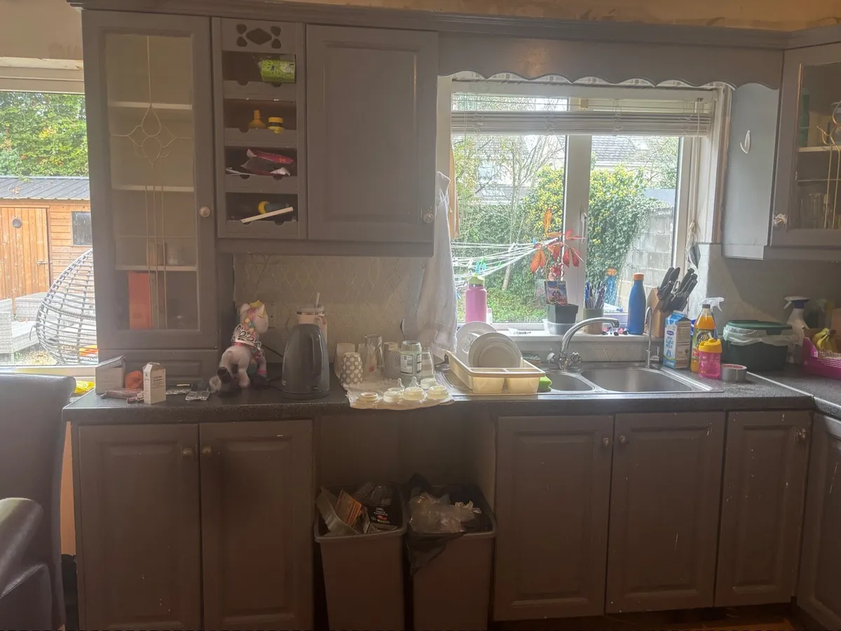 Kitchen units - Image 2
