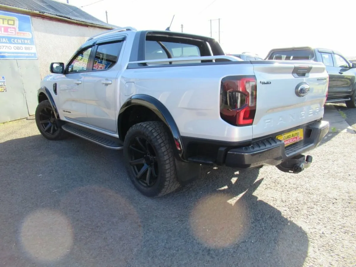 3.0 TD V6 EcoBlue Wildtrak Pickup Double Cab 4dr D - Image 2