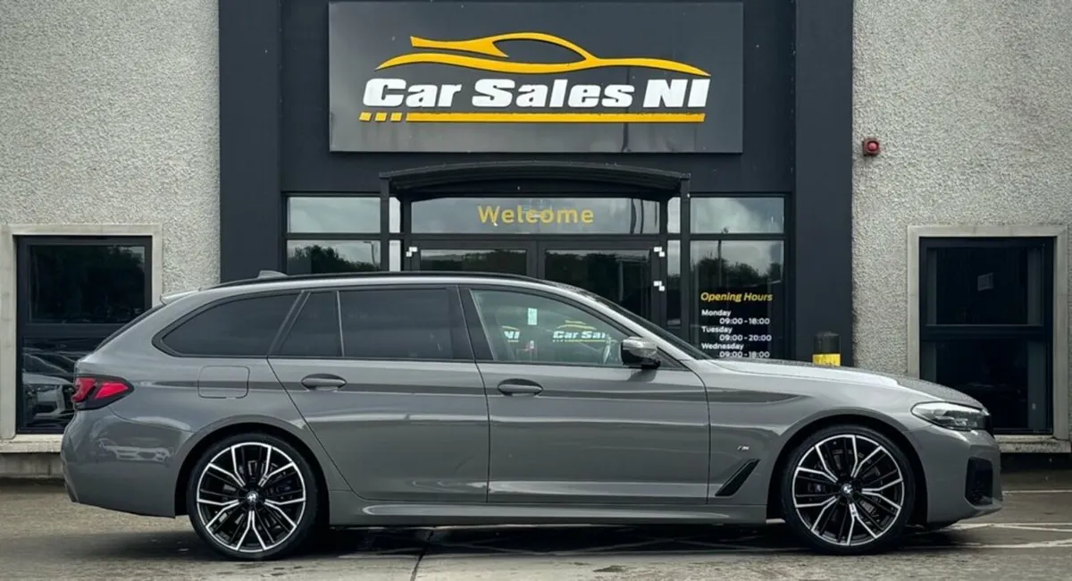 2.0 520d MHT M Sport Touring 5dr Diesel  Steptroni - Image 3
