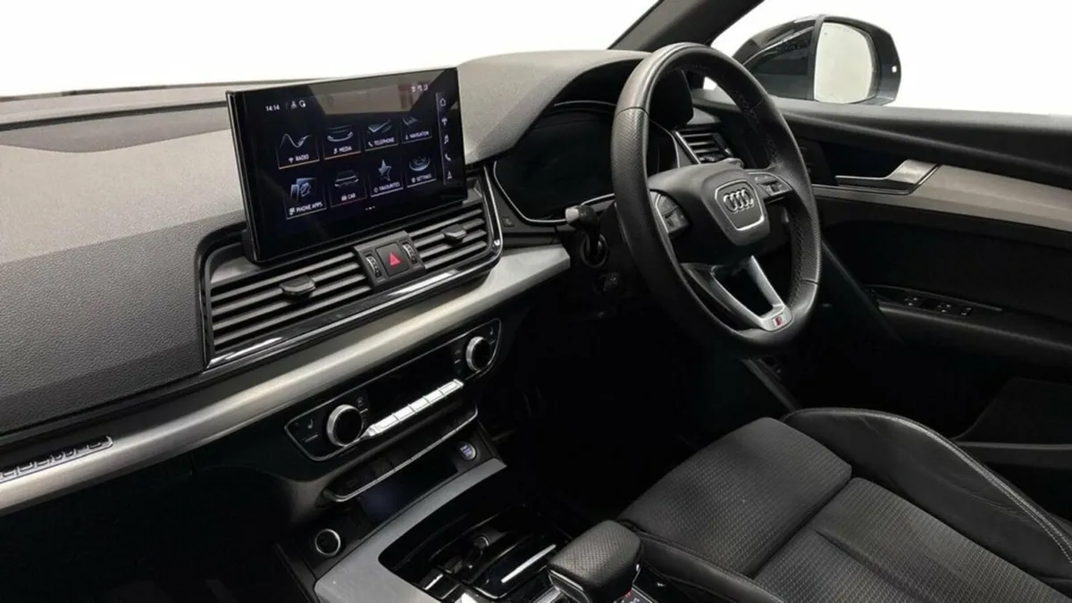 2.0 TDI 40 S line SUV 5dr Diesel S Tronic quattro - Image 4