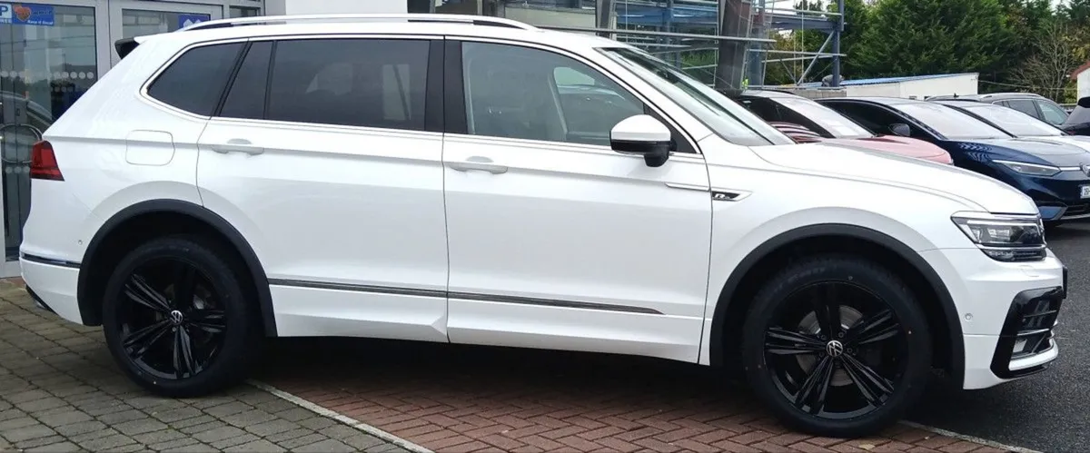 Volkswagen Tiguan Allspace R-line 2.0 TDI 150HP D - Image 2
