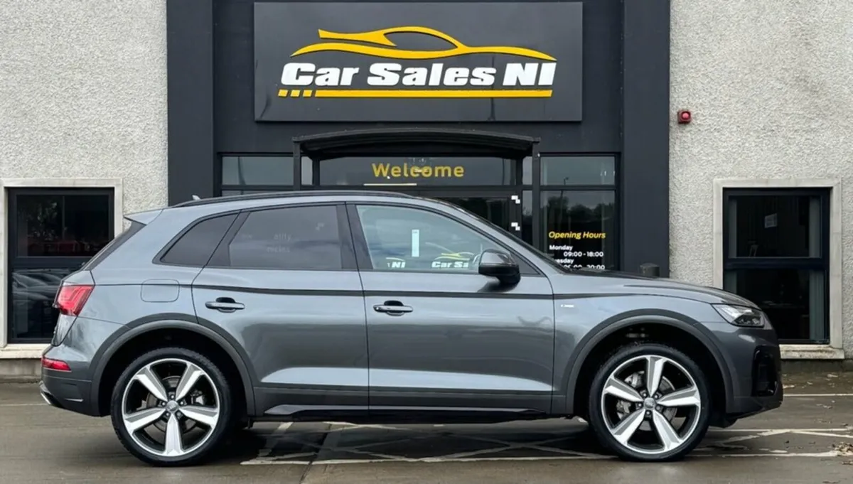 2.0 TDI 40 S line SUV 5dr Diesel S Tronic quattro - Image 3