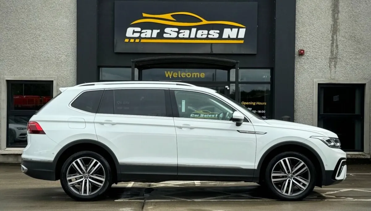 2.0 TDI Elegance SUV 5dr Diesel DSG 4Motion - Image 3