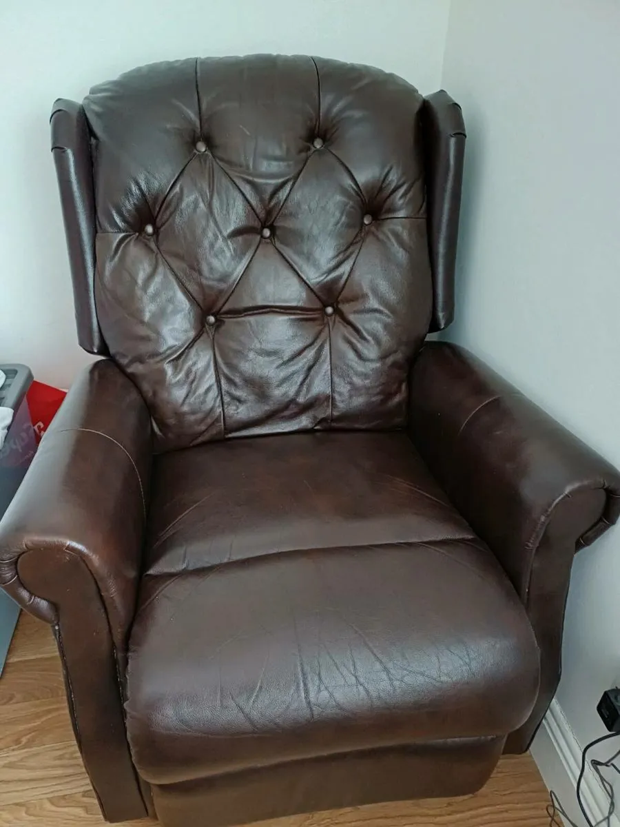 Leather chair - Image 1