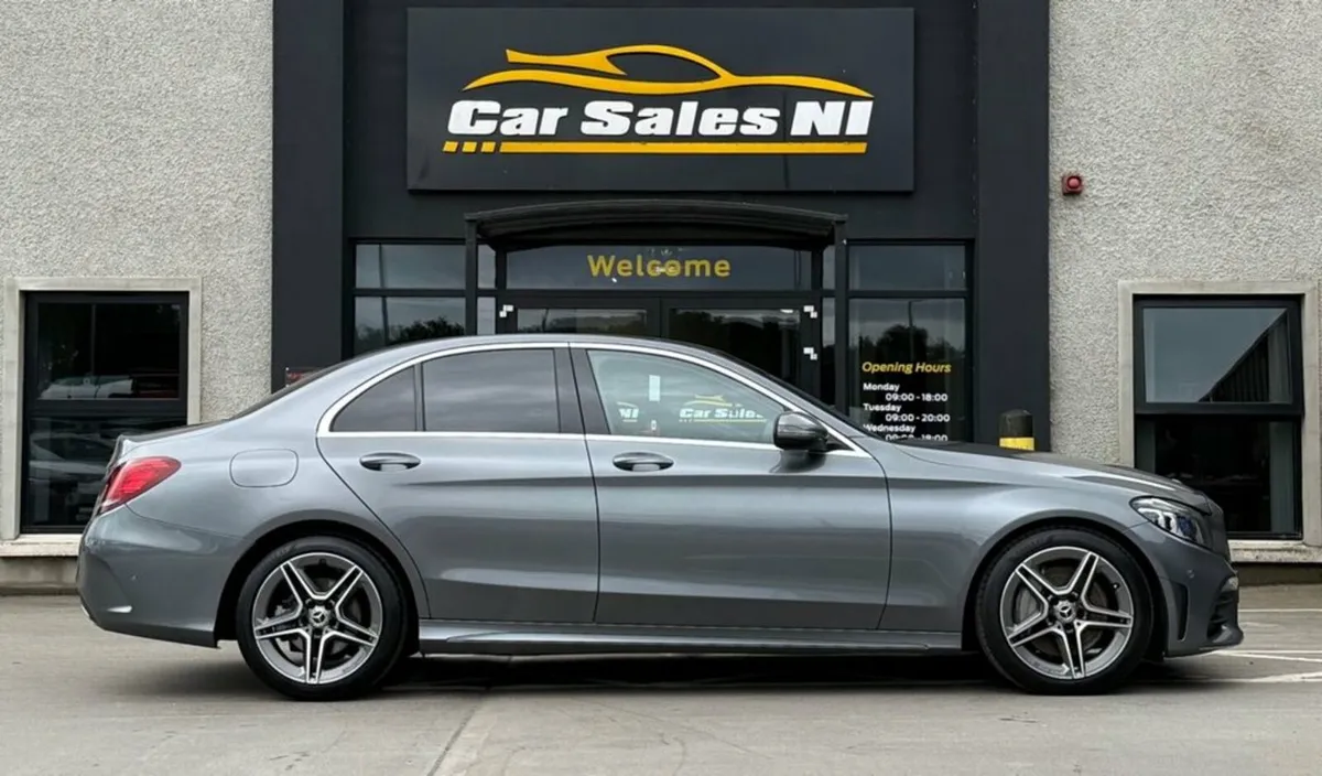 2.0 C300d AMG Line (Premium) Saloon 4dr Diesel G-T - Image 3