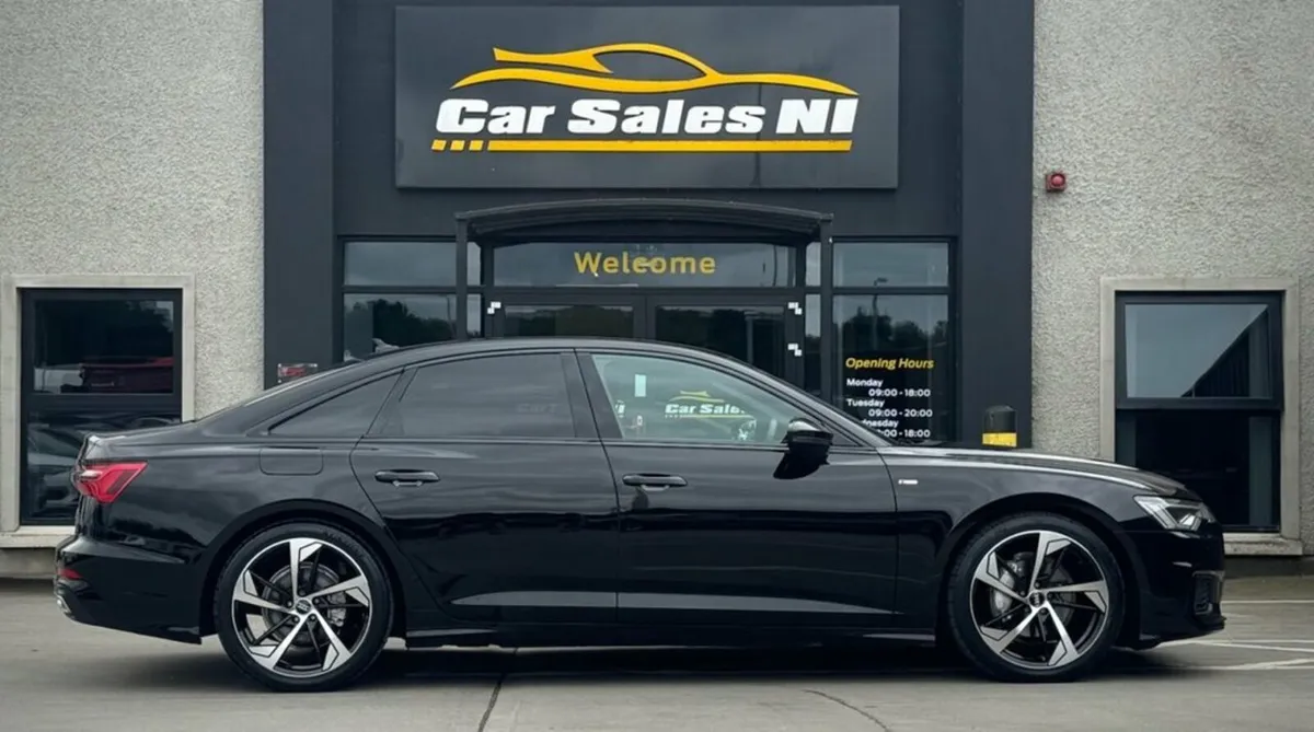 2.0 TDI 40 S line Saloon 4dr Diesel S Tronic quatt - Image 3